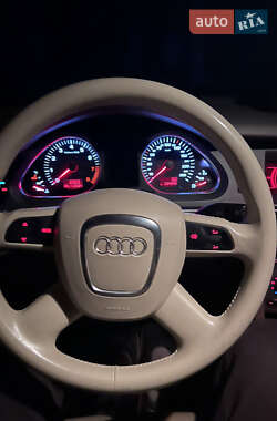 Седан Audi A6 2005 в Измаиле