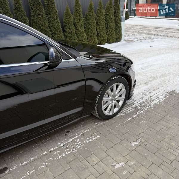 Седан Audi A6 2015 в Чернівцях