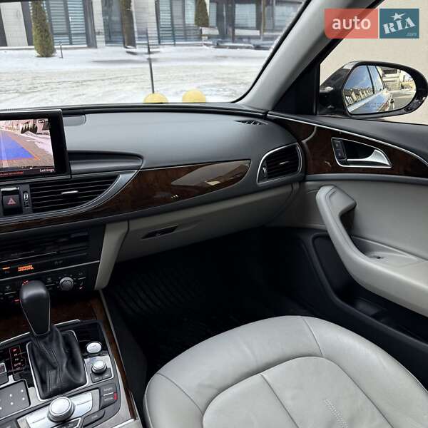 Седан Audi A6 2015 в Чернівцях