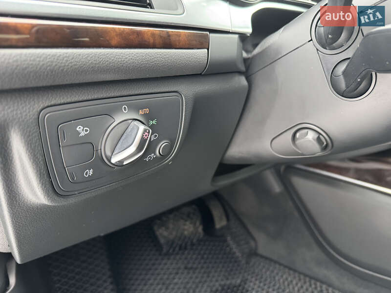 Седан Audi A6 2016 в Киеве