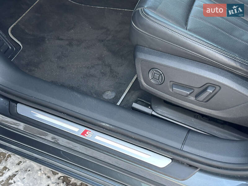 Седан Audi A6 2019 в Львові