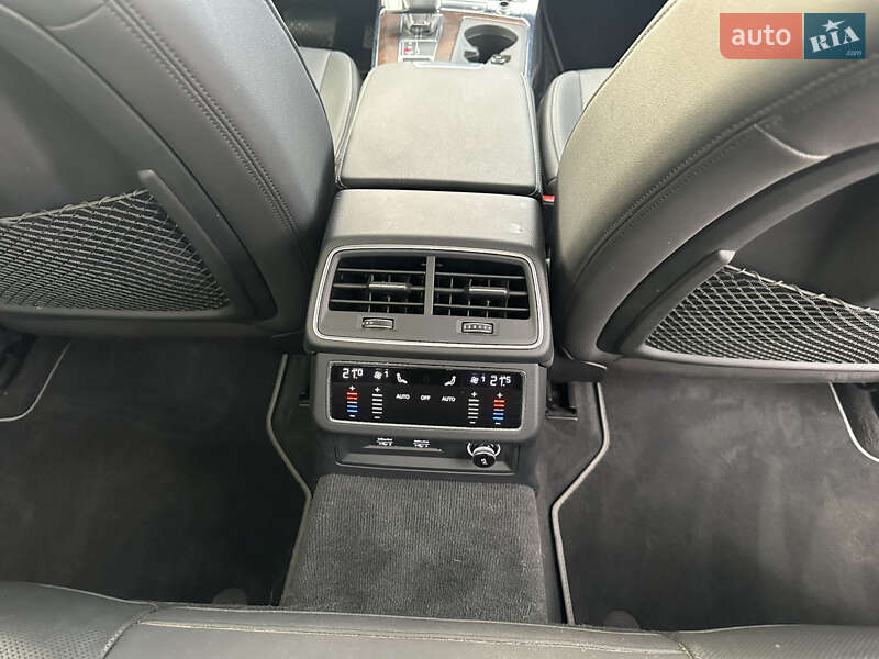 Седан Audi A6 2019 в Львові