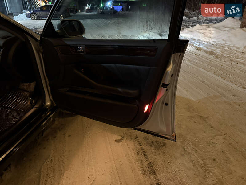 Універсал Audi A6 2001 в Чернігові