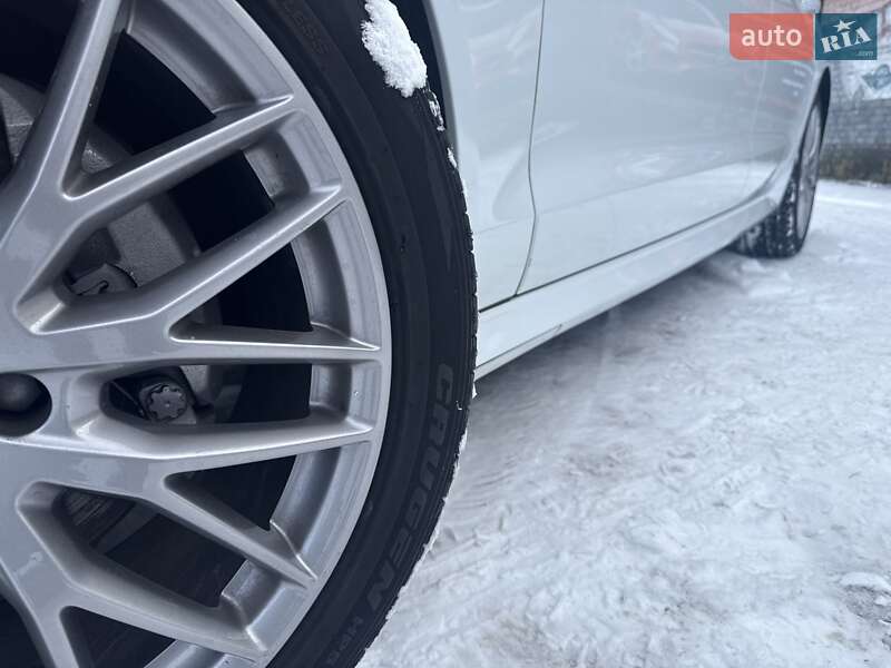 Седан Audi A6 2018 в Шептицькому