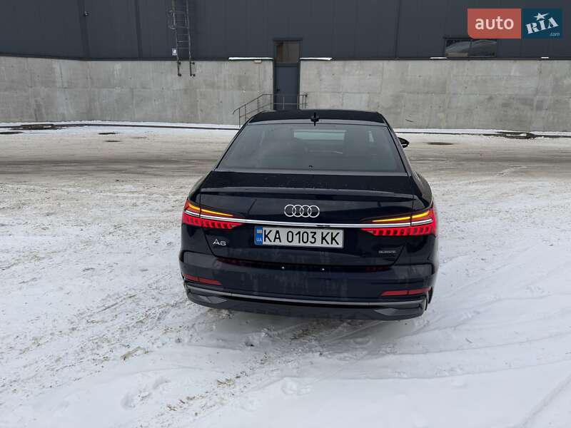 Седан Audi A6 2022 в Киеве
