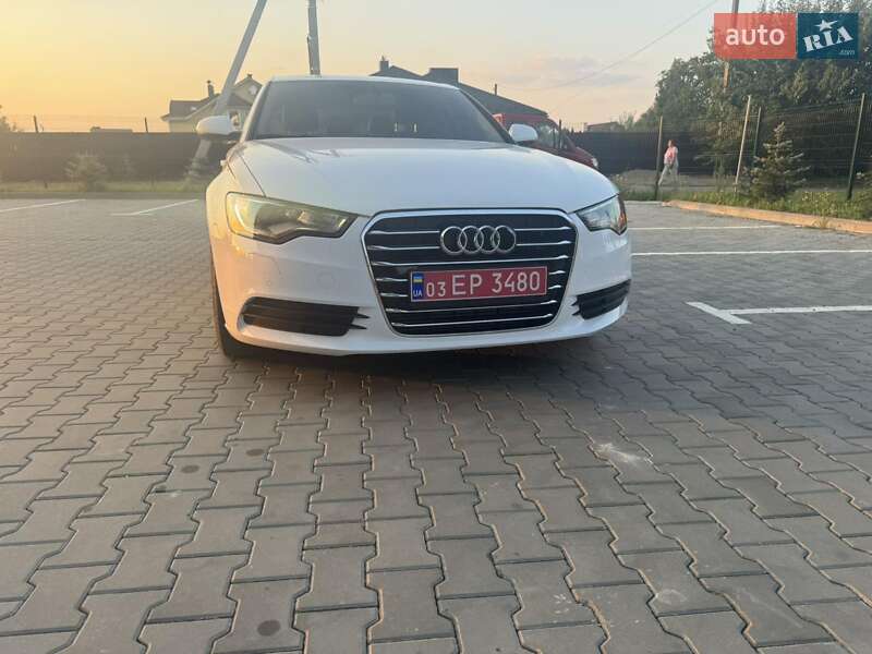 Седан Audi A6 2013 в Луцке