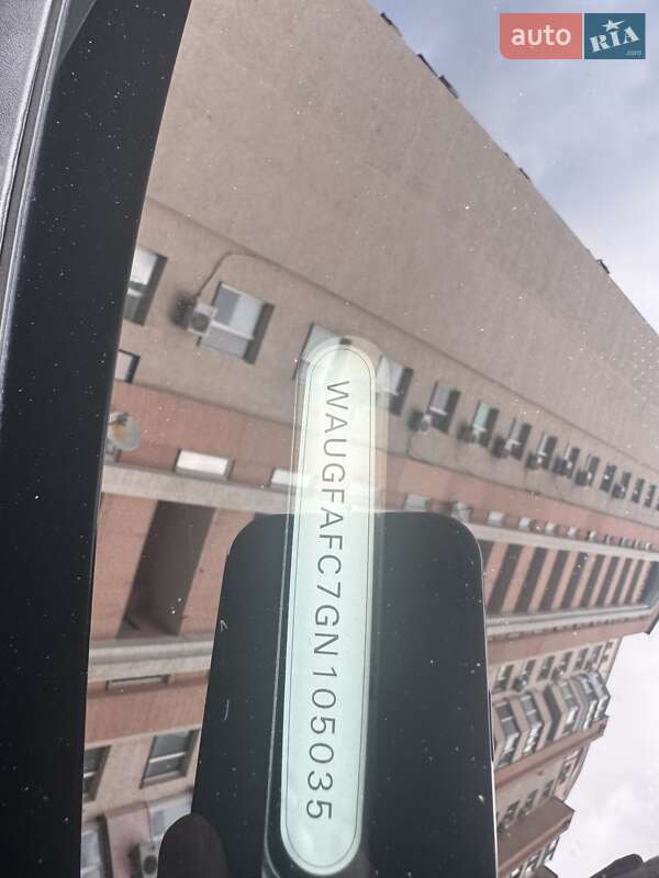 Седан Audi A6 2015 в Киеве