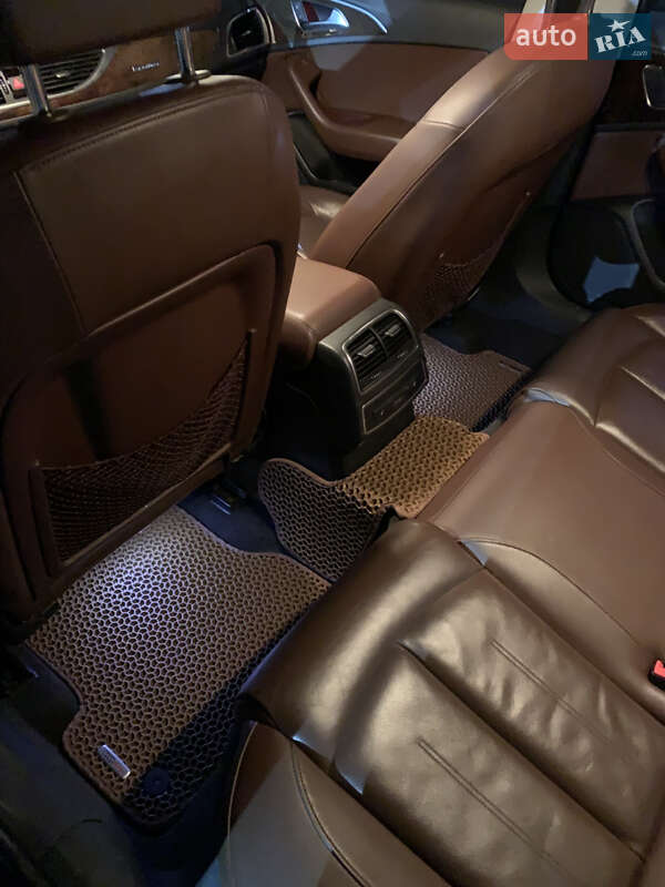 Седан Audi A6 2014 в Львове