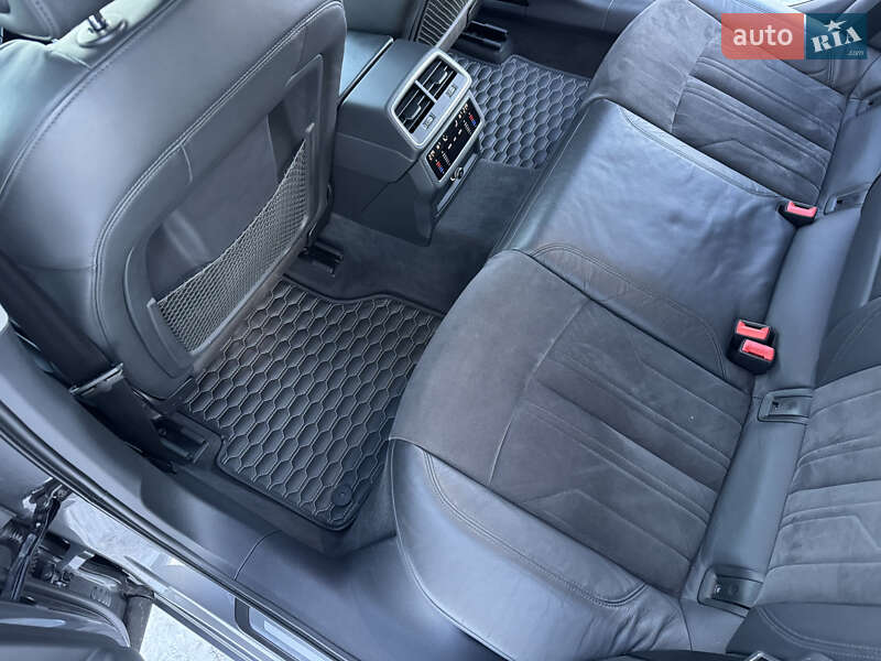 Седан Audi A6 2018 в Киеве