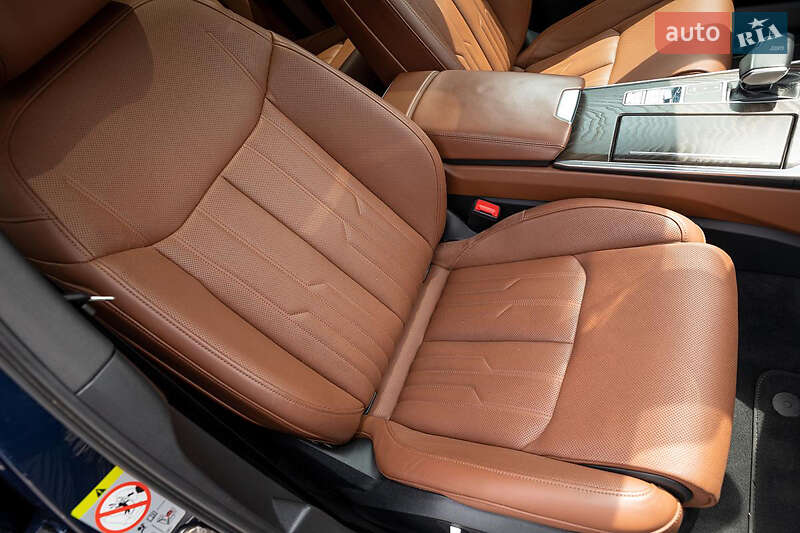 Универсал Audi A6 2019 в Киеве