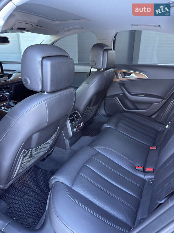 Седан Audi A6 2015 в Сарнах