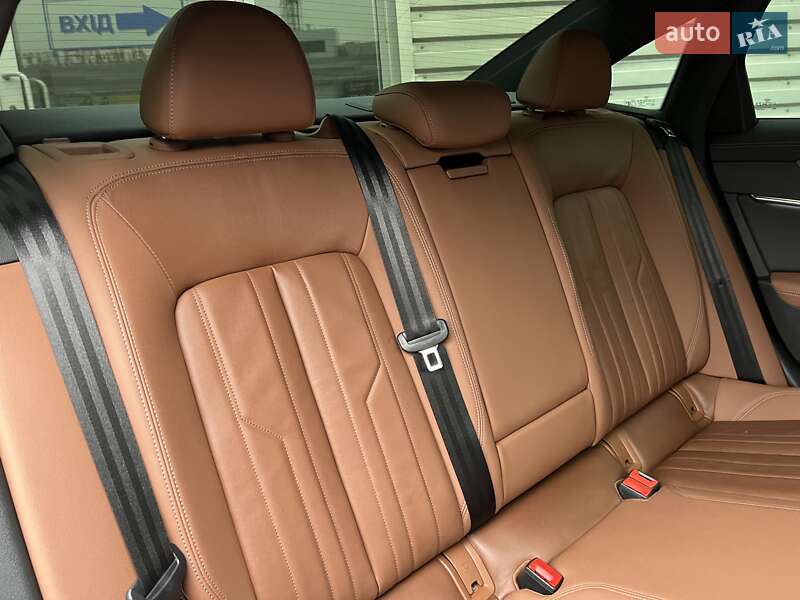 Седан Audi A6 2021 в Киеве