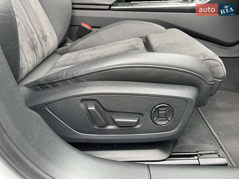 Седан Audi A6 2021 в Киеве