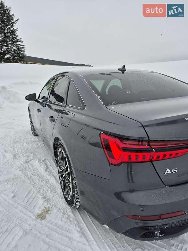 Седан Audi A6 2022 в Львове
