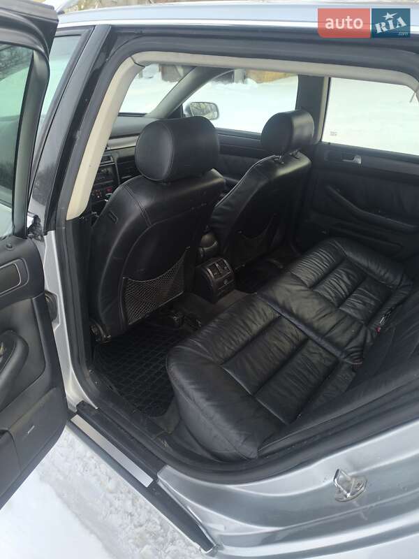 Універсал Audi A6 2004 в Чернівцях