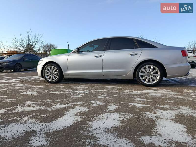 Седан Audi A6 2014 в Полтаве