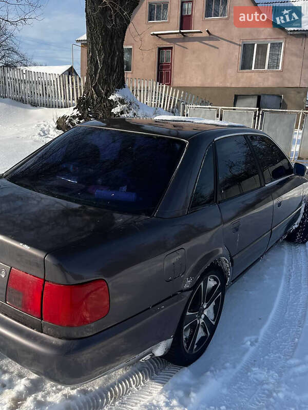 Седан Audi A6 1995 в Баре