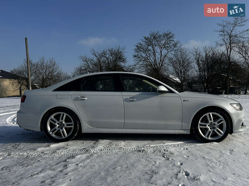 Седан Audi A6 2015 в Черновцах