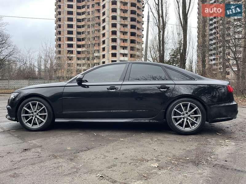 Седан Audi A6 2012 в Киеве