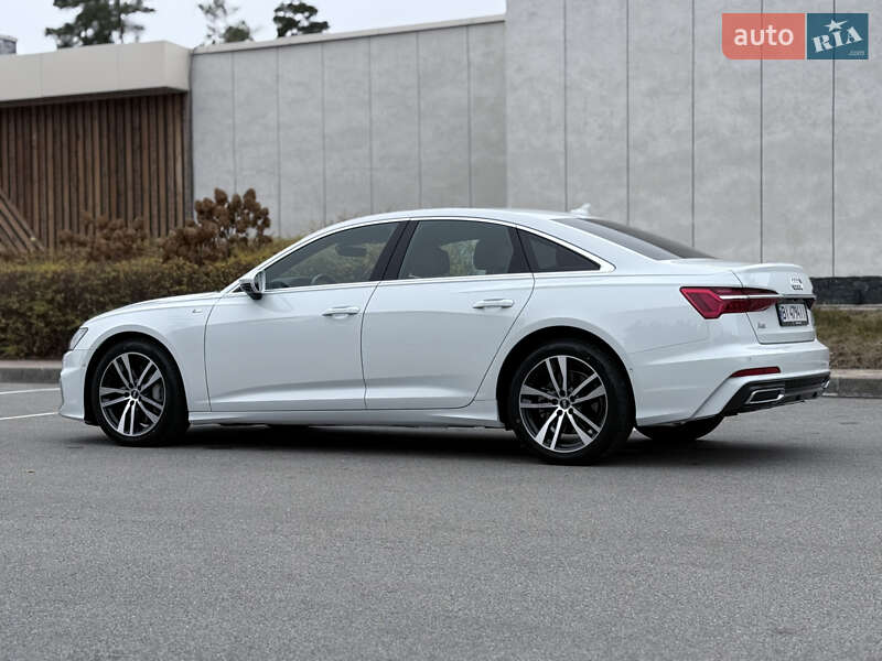Седан Audi A6 2021 в Сумах