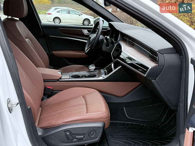 Седан Audi A6 2021 в Сумах