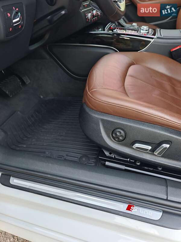 Седан Audi A6 2018 в Киеве