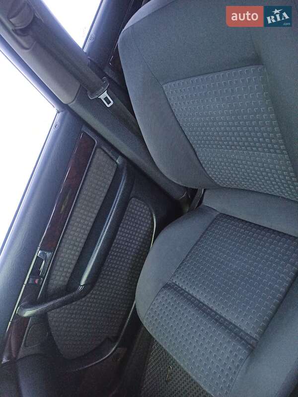 Седан Audi A6 1996 в Львові
