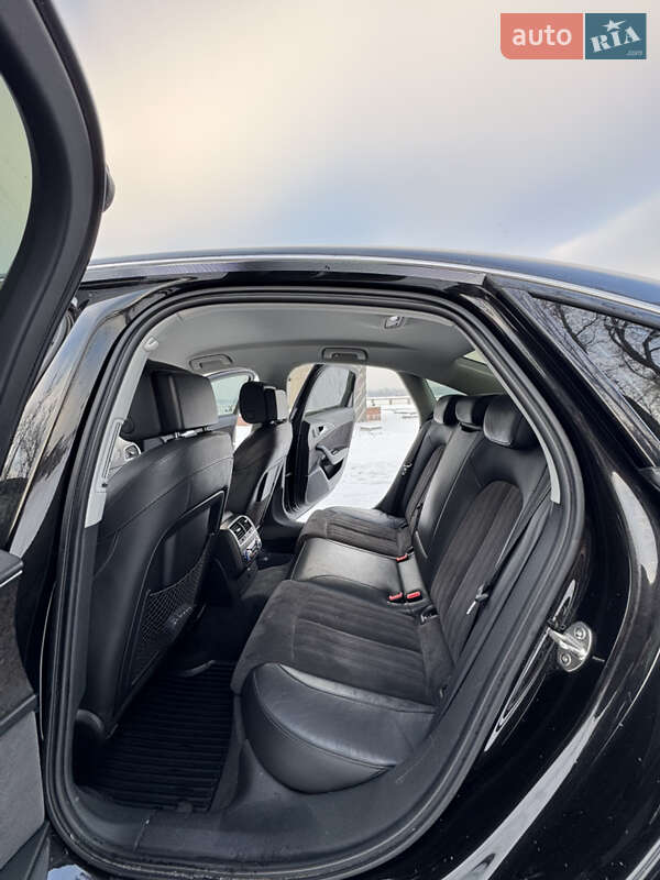 Седан Audi A6 2016 в Киеве