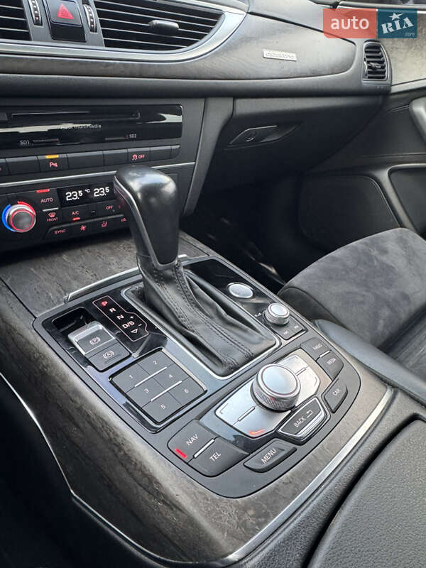 Седан Audi A6 2016 в Киеве