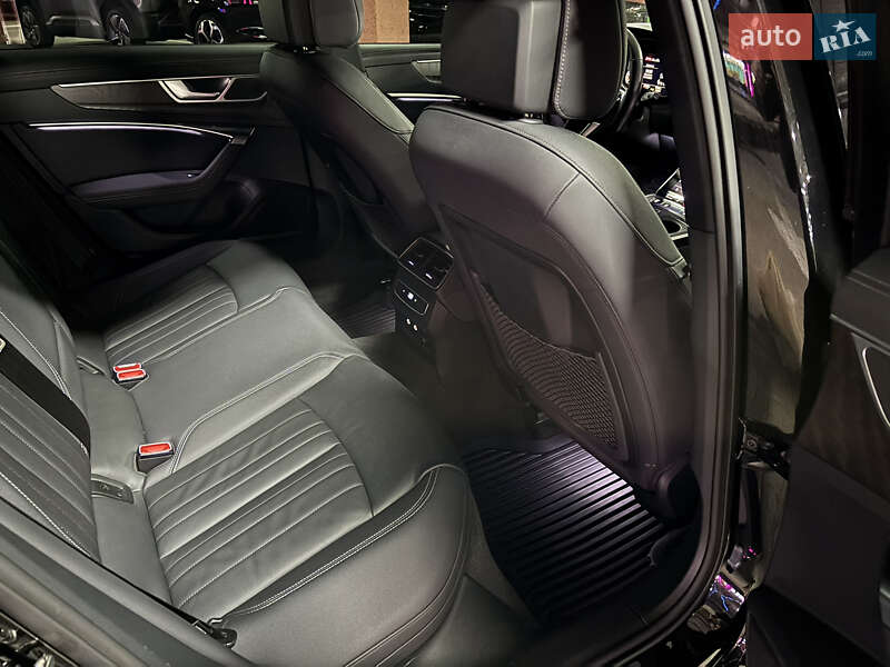 Седан Audi A6 2022 в Киеве