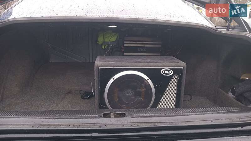 Седан Audi A6 1995 в Горохове