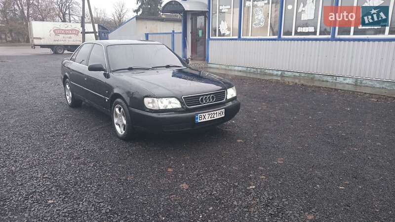 Седан Audi A6 1995 в Горохове