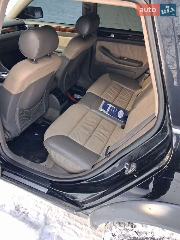 Универсал Audi A6 2001 в Владимирце