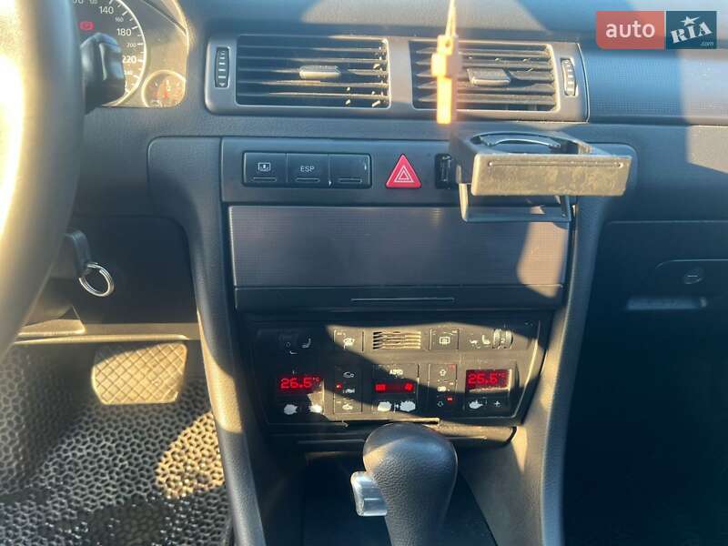 Седан Audi A6 2002 в Шептицькому
