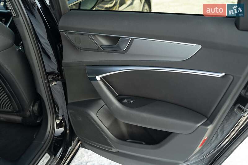 Универсал Audi A6 2021 в Черновцах