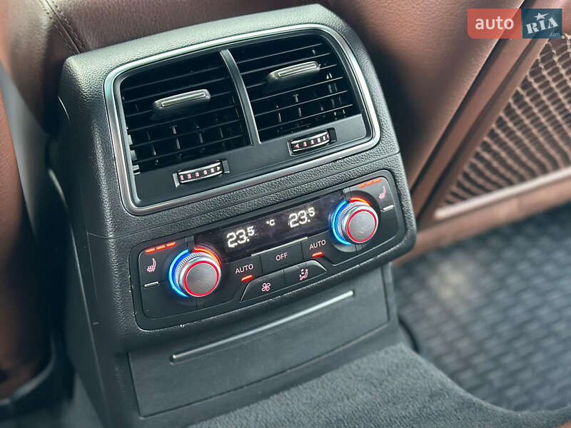 Седан Audi A6 2015 в Тячеве