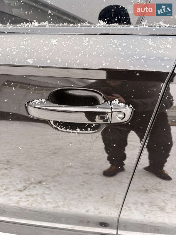 Седан Audi A6 2013 в Новой Водолаге