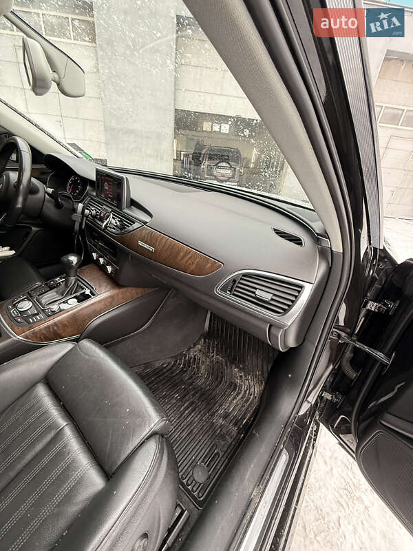 Седан Audi A6 2013 в Новой Водолаге