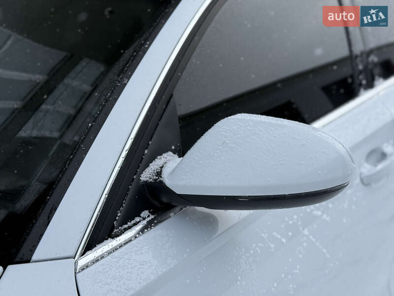 Седан Audi A6 2013 в Хмельницком