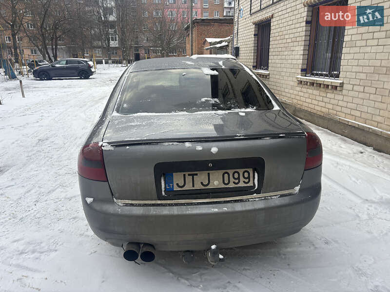 Седан Audi A6 1998 в Подольске