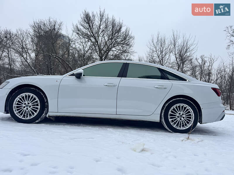 Седан Audi A6 2019 в Киеве