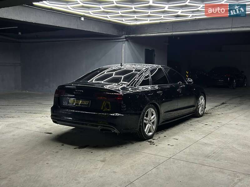 Седан Audi A6 2016 в Черновцах