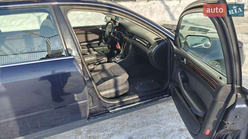 Универсал Audi A6 2002 в Ровно