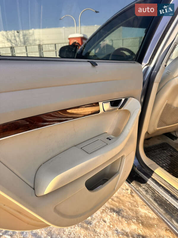 Седан Audi A6 2004 в Львове