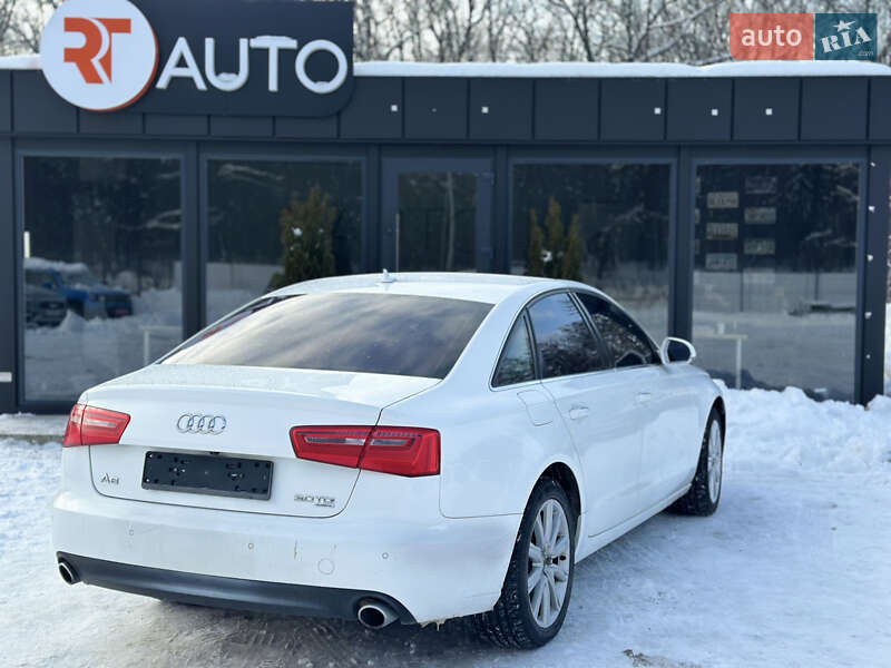 Седан Audi A6 2014 в Львове