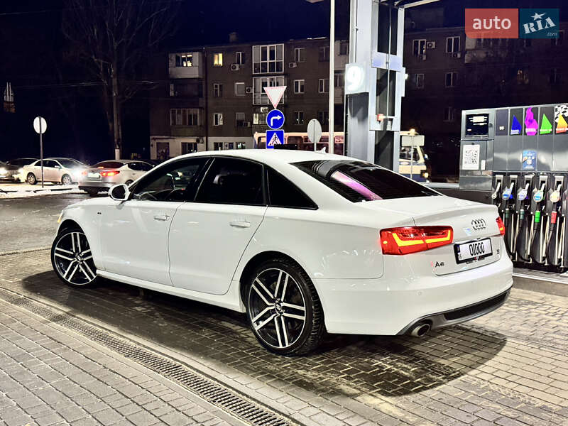 Седан Audi A6 2014 в Одессе