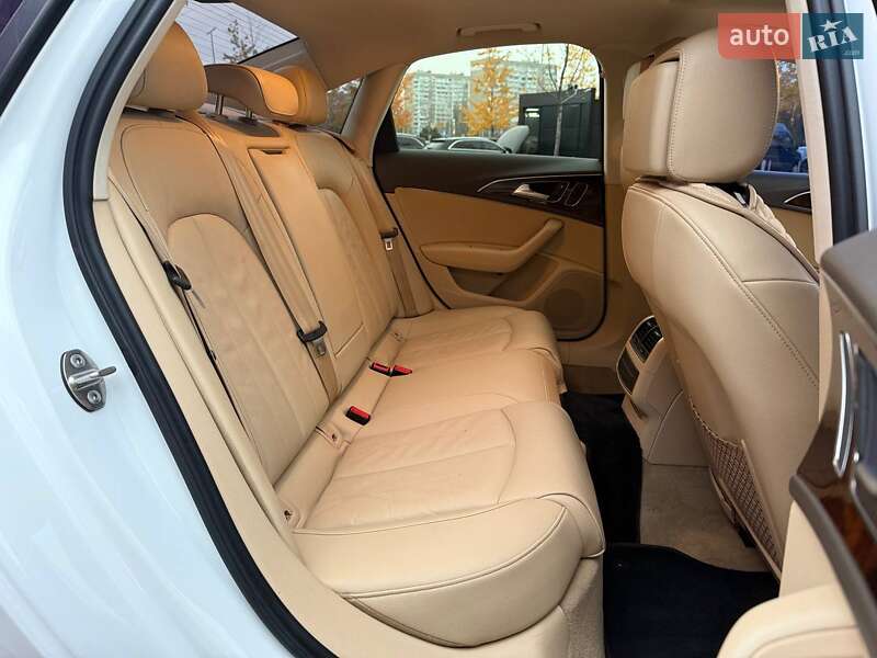 Седан Audi A6 2014 в Киеве