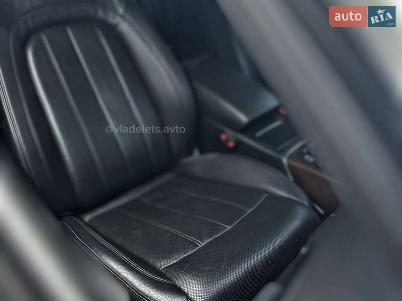 Седан Audi A6 2012 в Запорожье