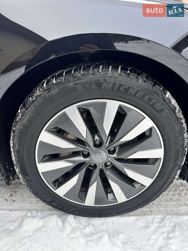 Седан Audi A6 2018 в Хмельницком