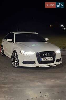 Седан Audi A6 2012 в Золочеві